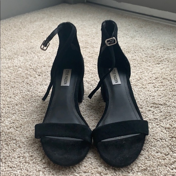 Steve Madden black heels - Picture 1 of 2